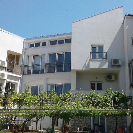 Apartmani Maric Selce Eksteriør billede