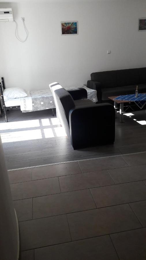 Apartmani Maric Selce Eksteriør billede